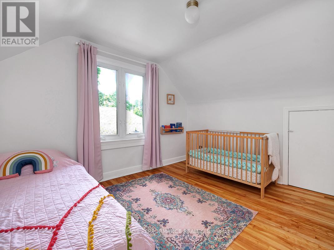 Photo 32 of 405 Allen Boulevard, Ottawa ON