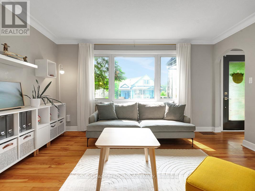 Photo 33 of 405 Allen Boulevard, Ottawa ON