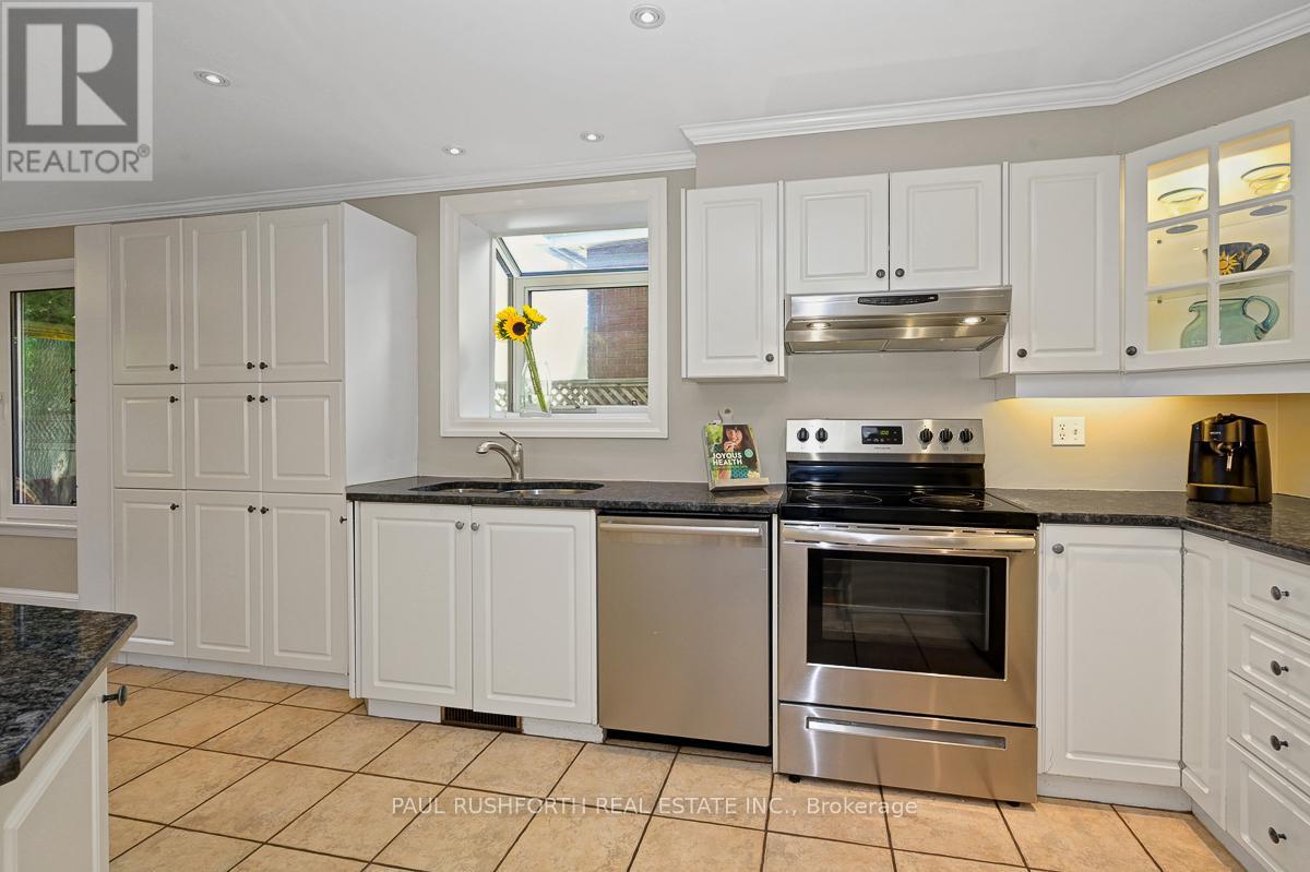 Photo 3 of 107 Mason Terrace, Ottawa ON
