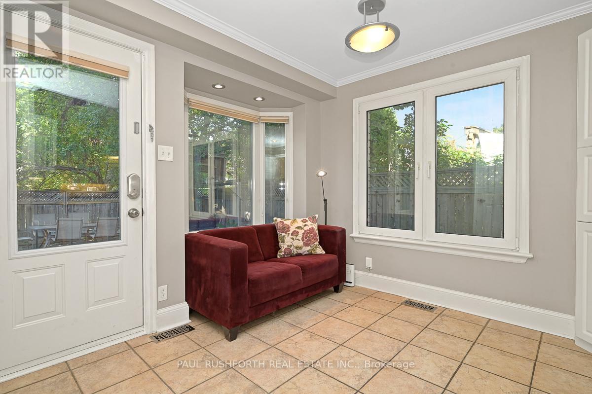 Photo 6 of 107 Mason Terrace, Ottawa ON