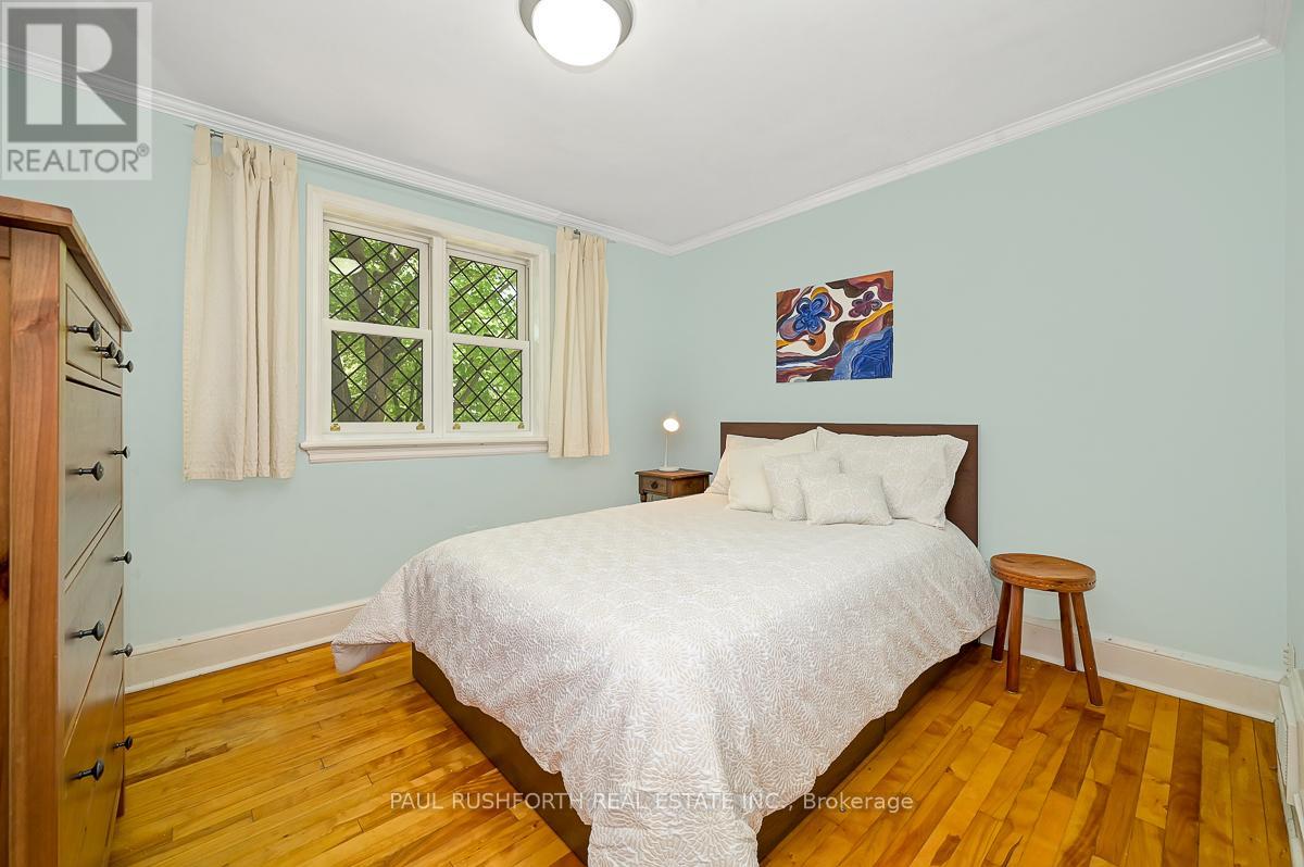 Photo 8 of 107 Mason Terrace, Ottawa ON