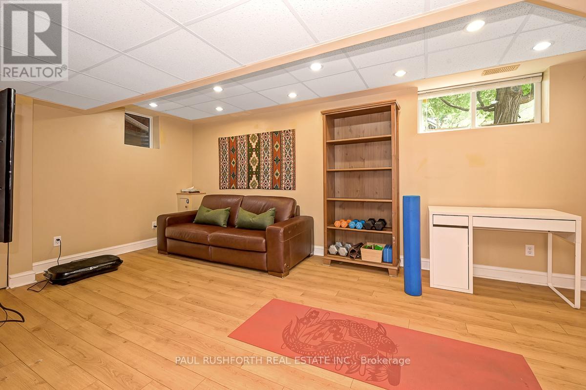 Photo 10 of 107 Mason Terrace, Ottawa ON
