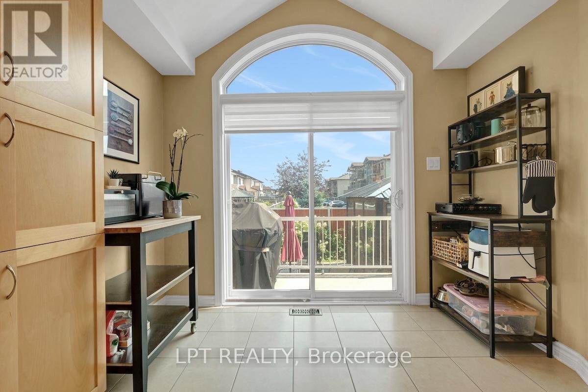 Photo 36 of 148 Waterfern Way, Ottawa ON