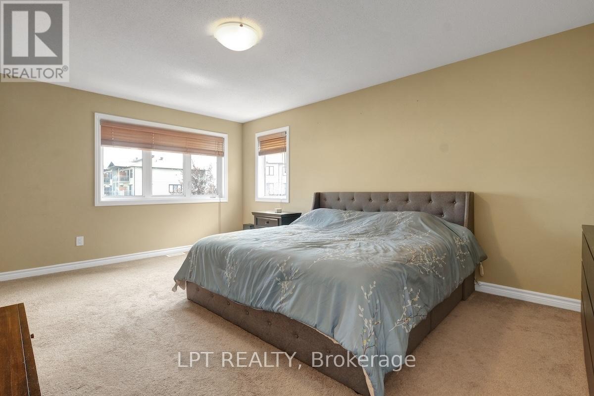 Photo 16 of 148 Waterfern Way, Ottawa ON