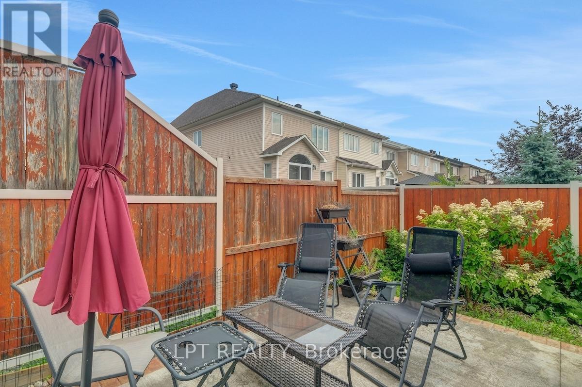 Photo 26 of 148 Waterfern Way, Ottawa ON