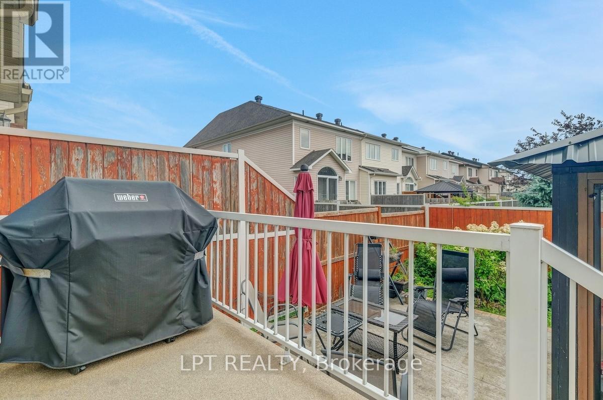 Photo 11 of 148 Waterfern Way, Ottawa ON
