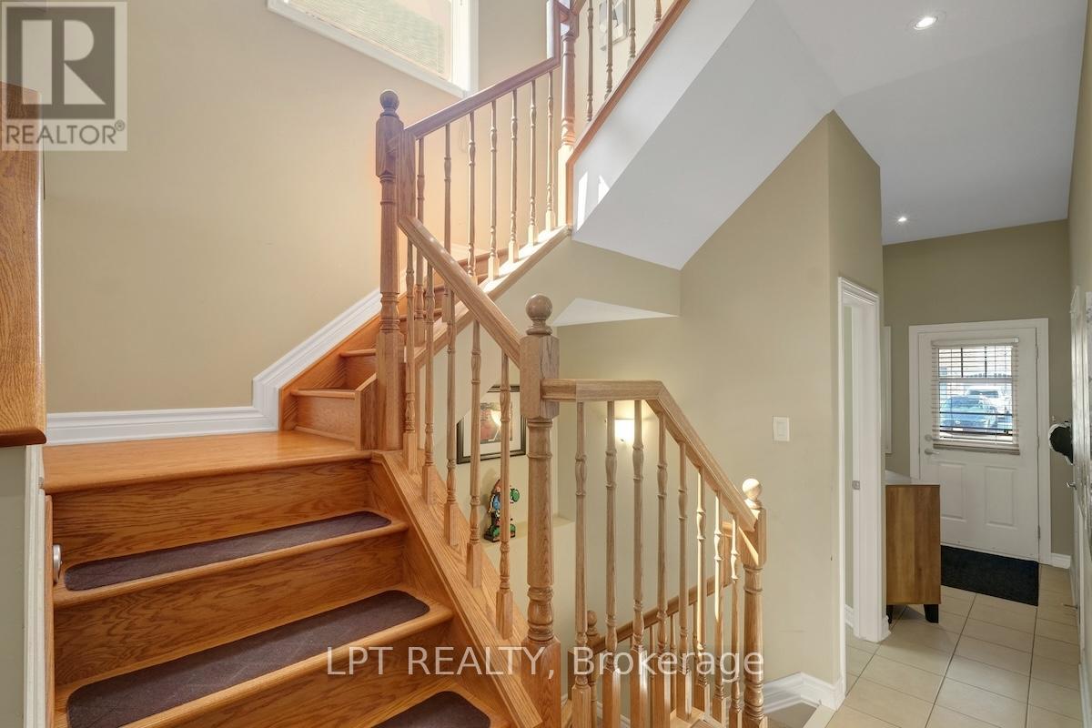 Photo 28 of 148 Waterfern Way, Ottawa ON