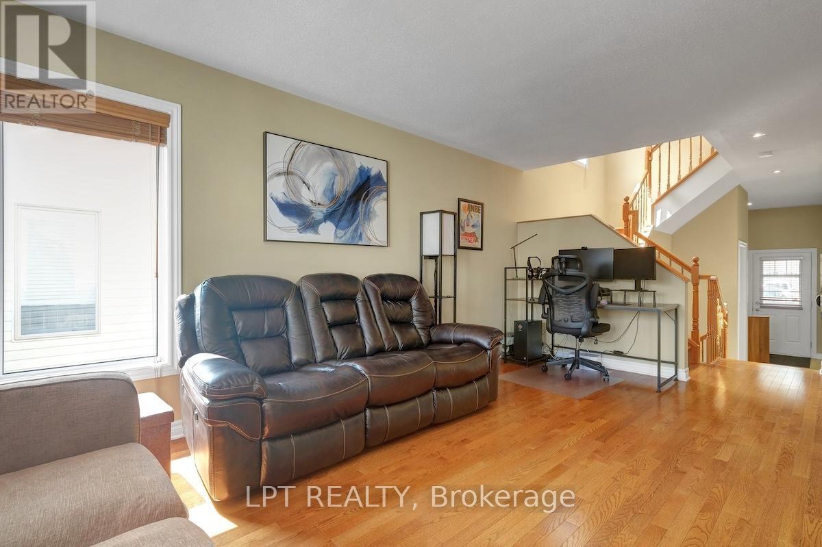 Photo 29 of 148 Waterfern Way, Ottawa ON