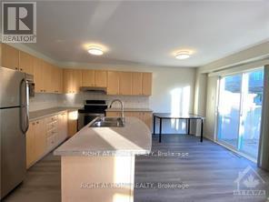 Photo 6 of 218 Highpointe Crescent, Ottawa ON