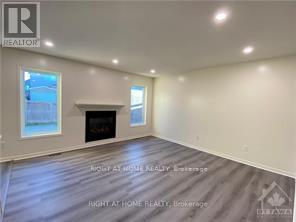 Photo 10 of 218 Highpointe Crescent, Ottawa ON