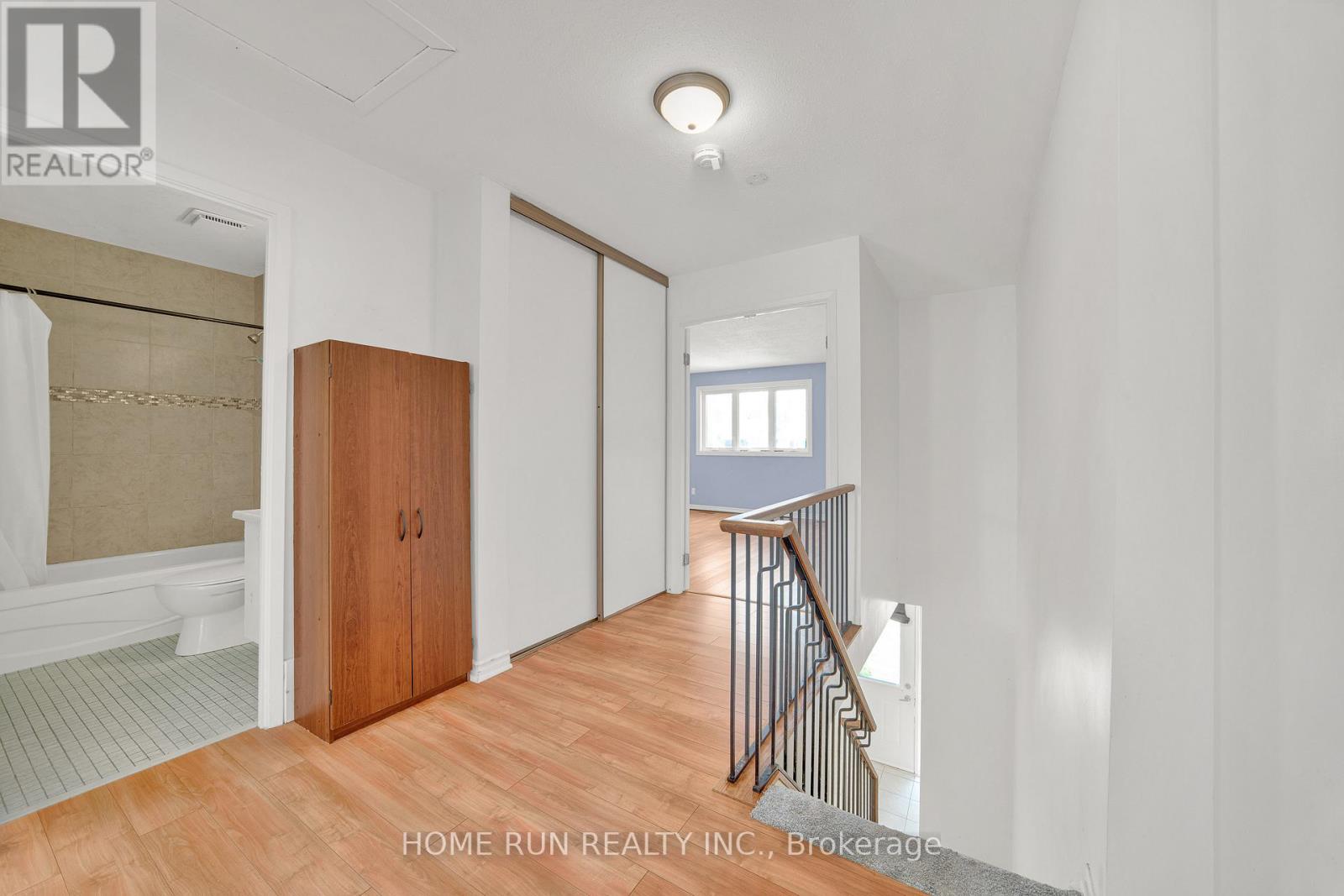 Photo 15 of 2555 Hunters Point Crescent, Ottawa ON