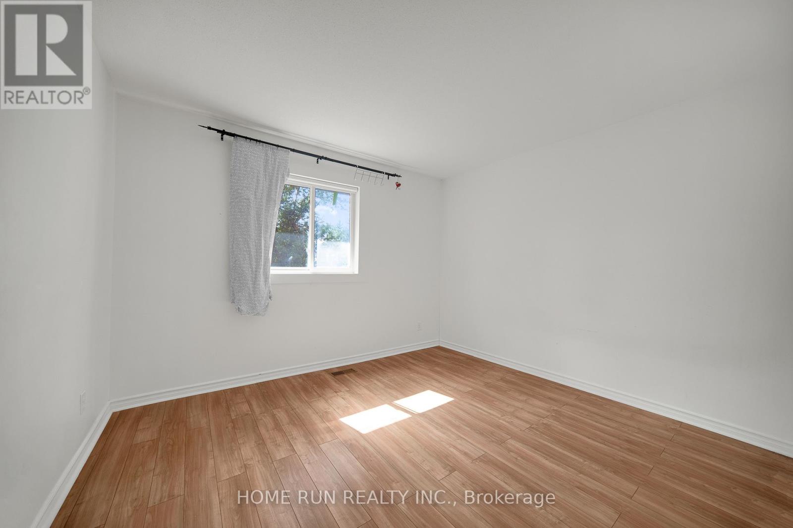 Photo 20 of 2555 Hunters Point Crescent, Ottawa ON