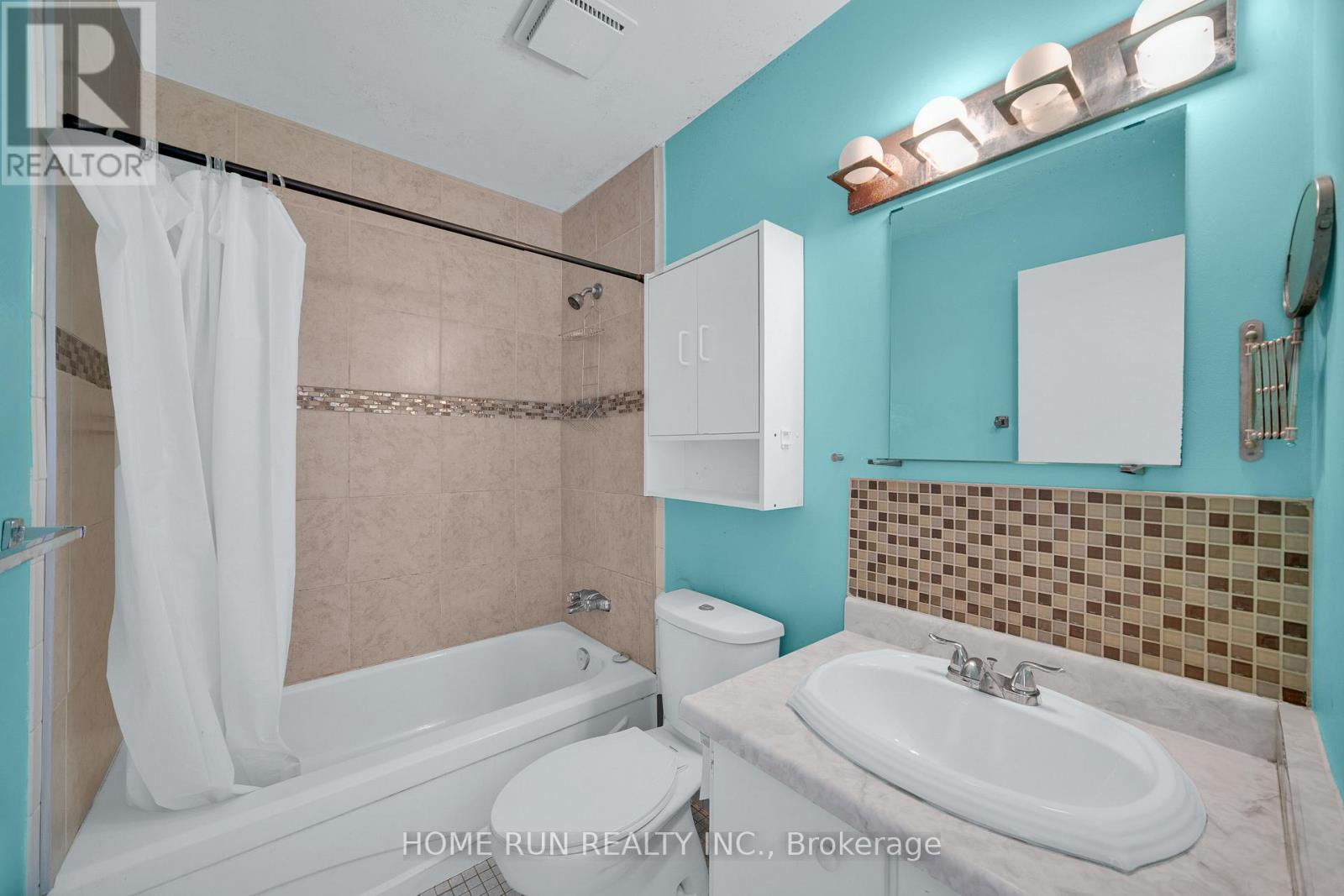 Photo 21 of 2555 Hunters Point Crescent, Ottawa ON