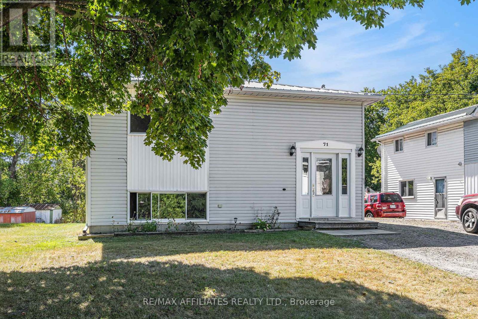 Photo 41 of 71 Stephen Street, Smiths Falls ON