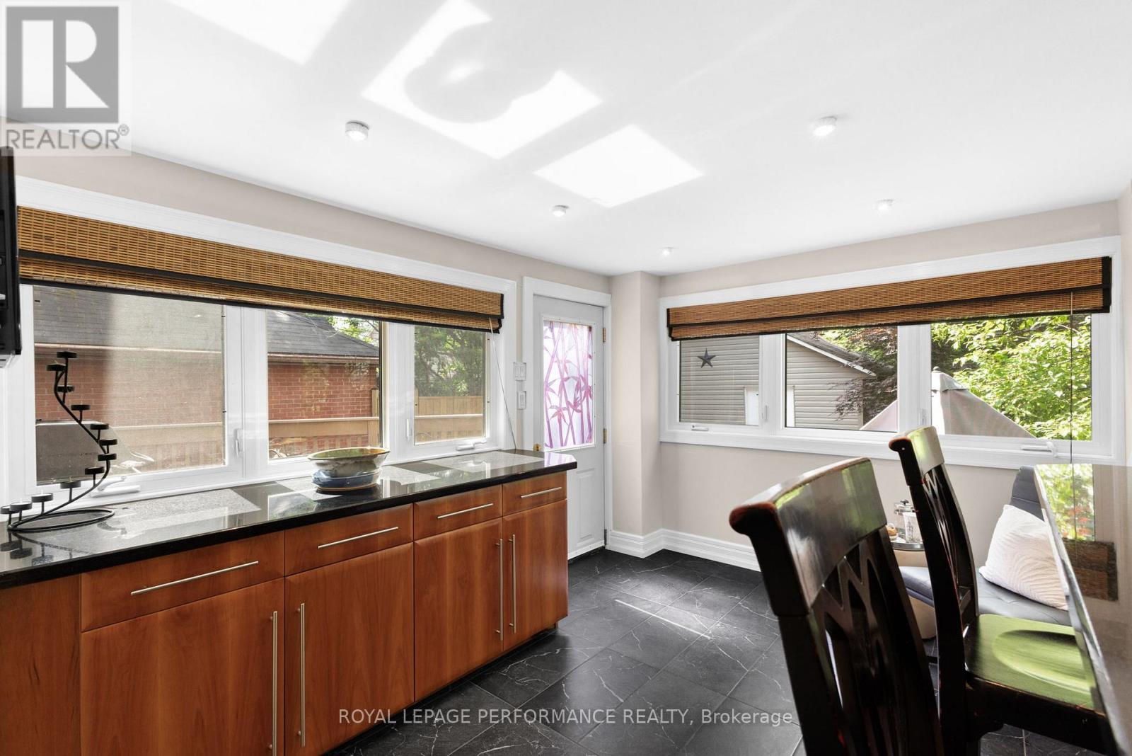 Photo 22 of 345 Third Avenue, Ottawa ON