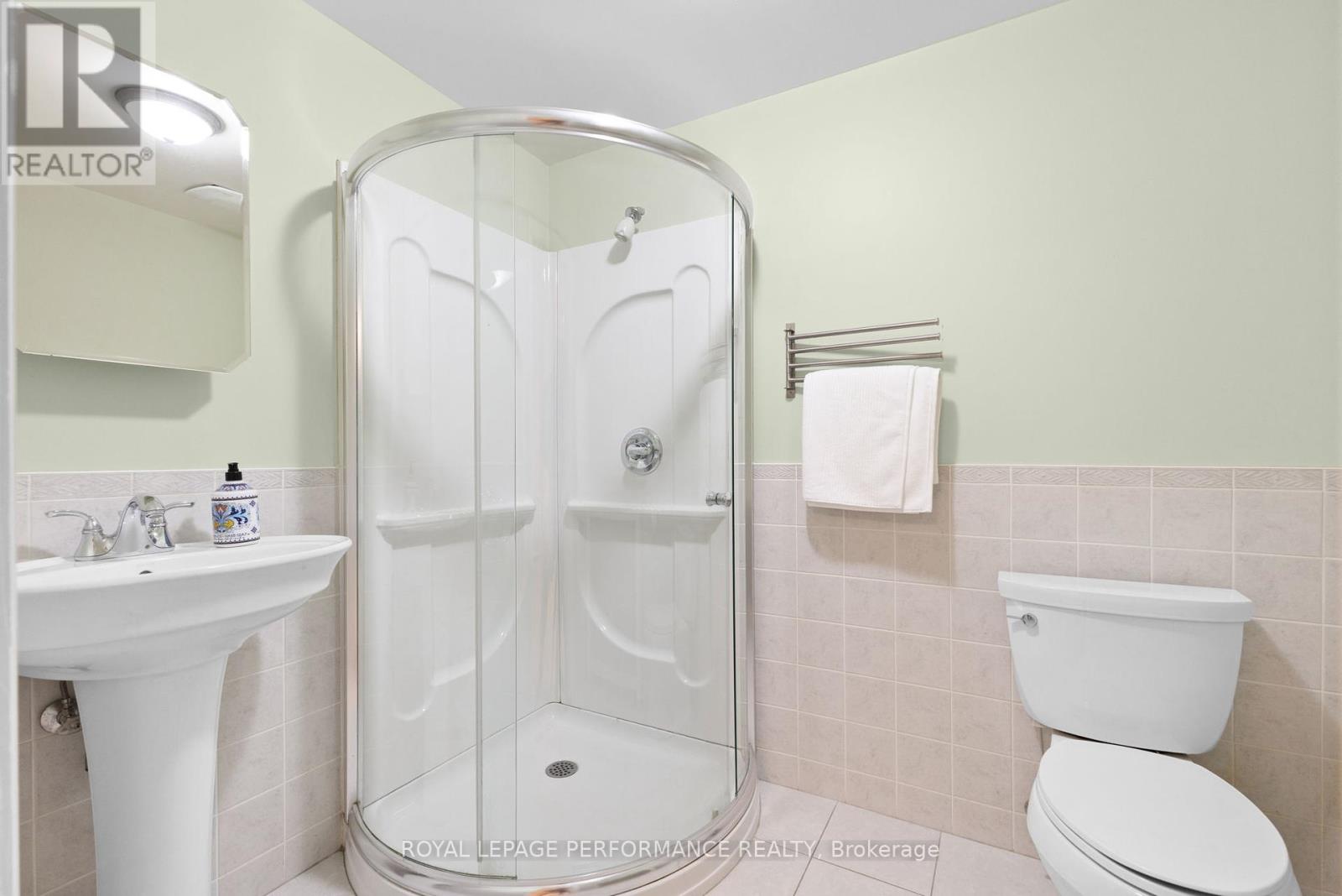 Photo 32 of 345 Third Avenue, Ottawa ON