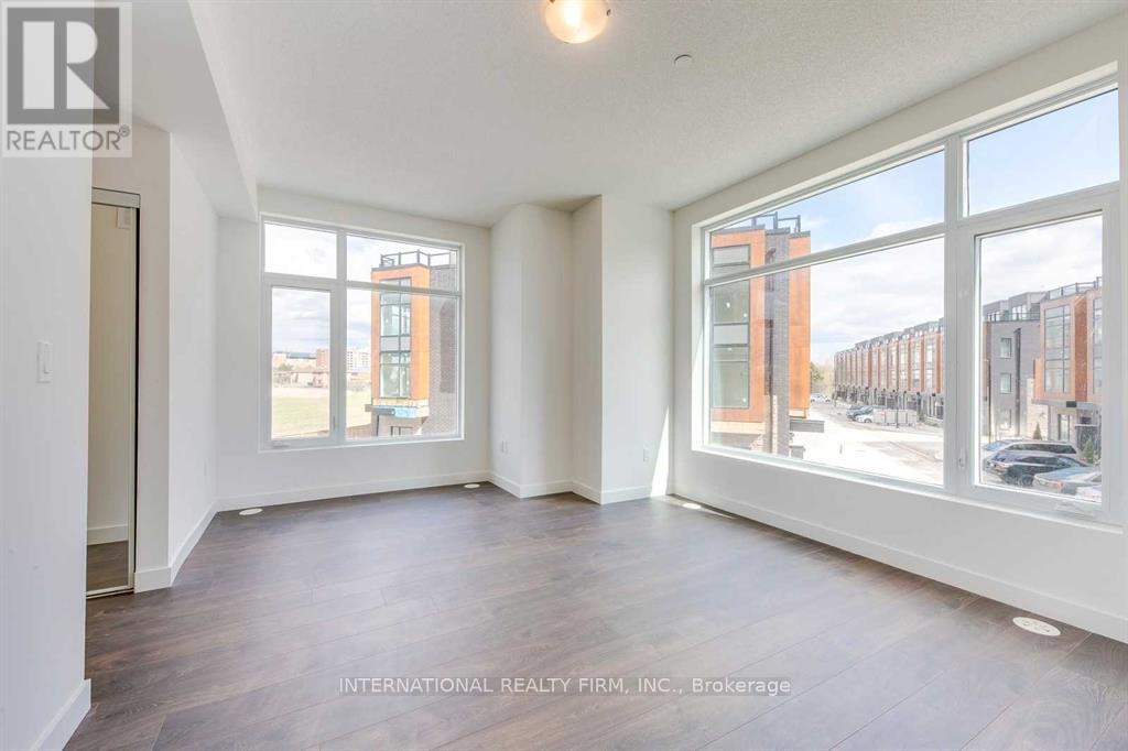 Photo 10 of 19 200 Malta Avenue, Brampton ON