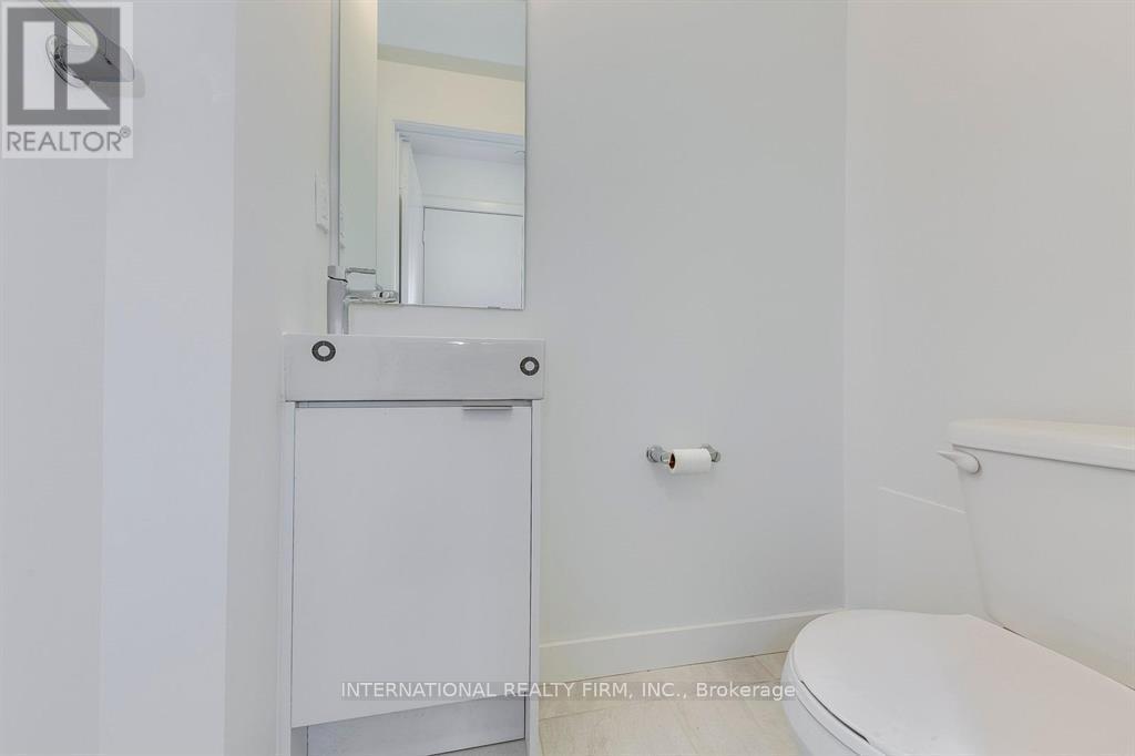 Photo 9 of 19 200 Malta Avenue, Brampton ON
