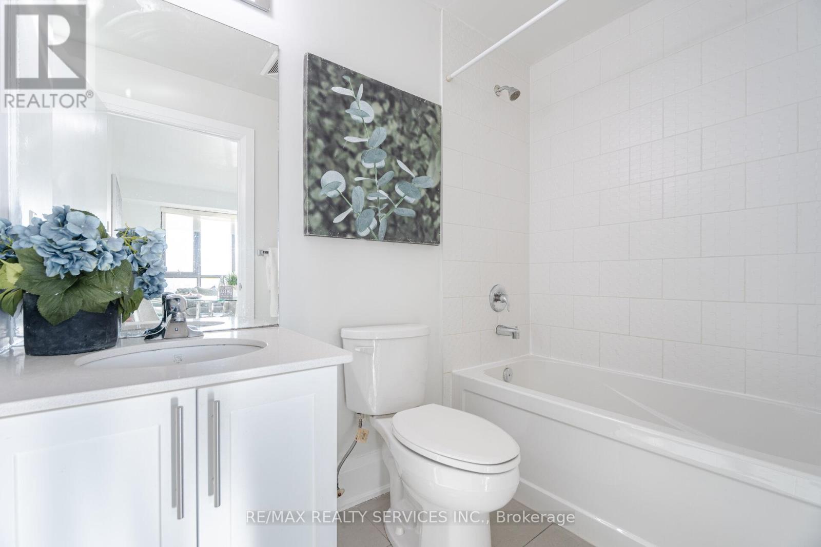 Photo 45 of 508 45 Yorkland Boulevard, Brampton ON