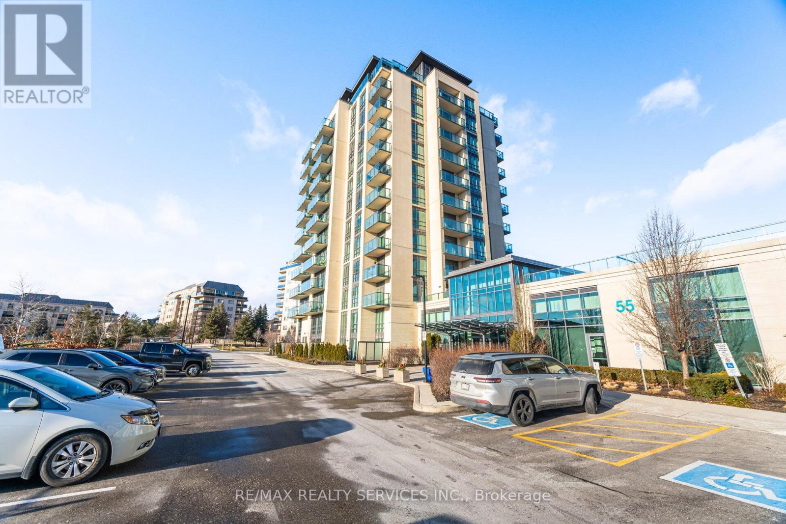 Photo 13 of 508 45 Yorkland Boulevard, Brampton ON