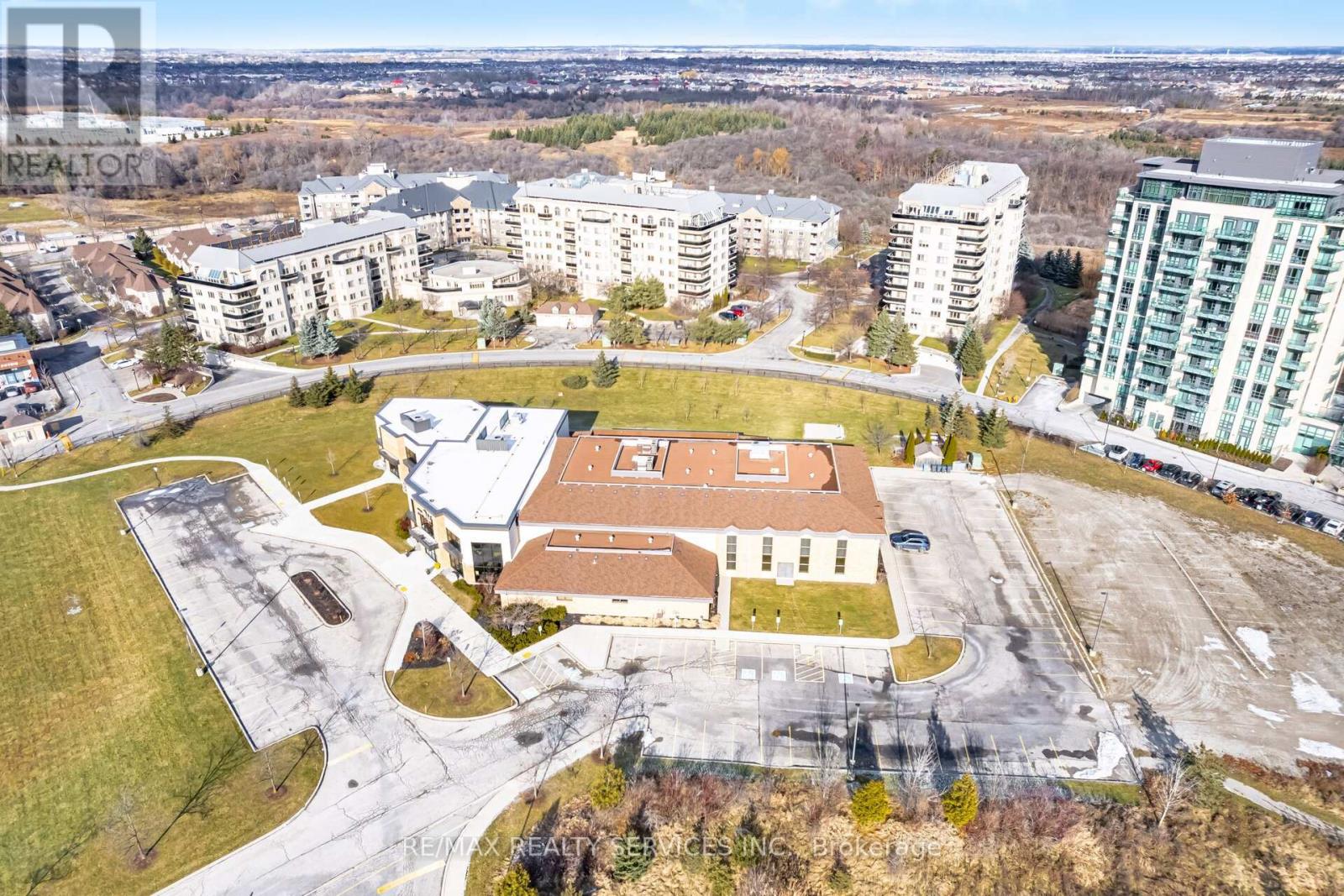 Photo 43 of 508 45 Yorkland Boulevard, Brampton ON