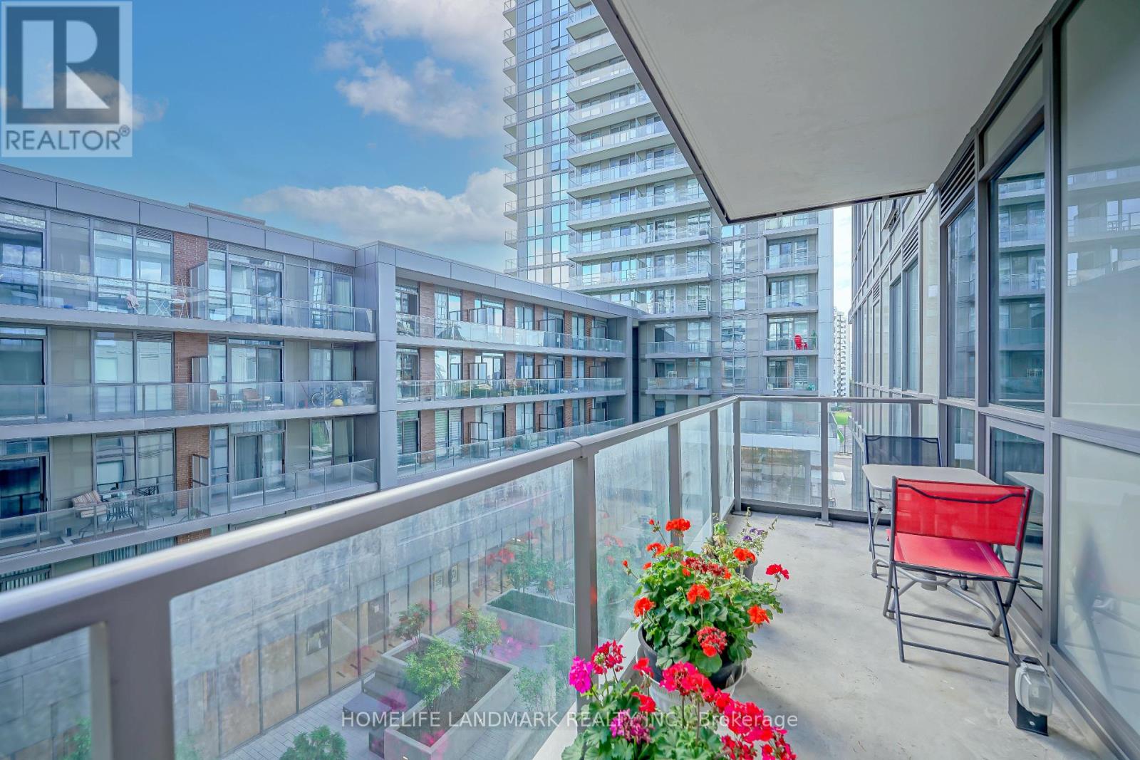 Photo 21 of 411 38 Forest Manor Road, Toronto ON