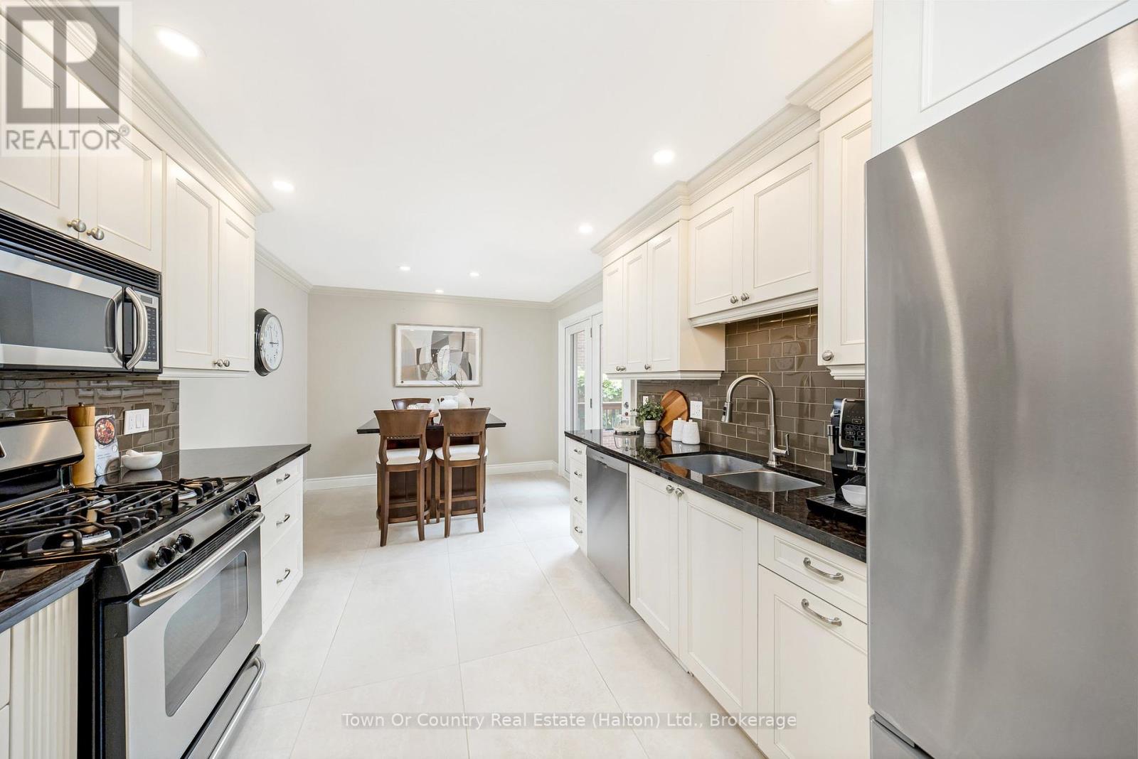 Photo 3 of 491 White Drive, Milton ON