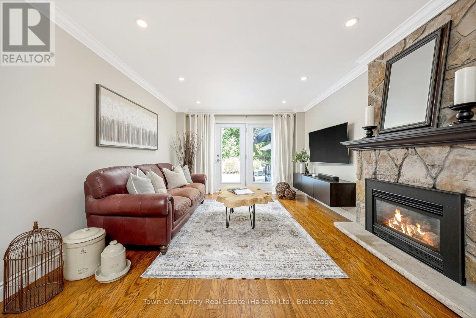 Photo 48 of 491 White Drive, Milton ON