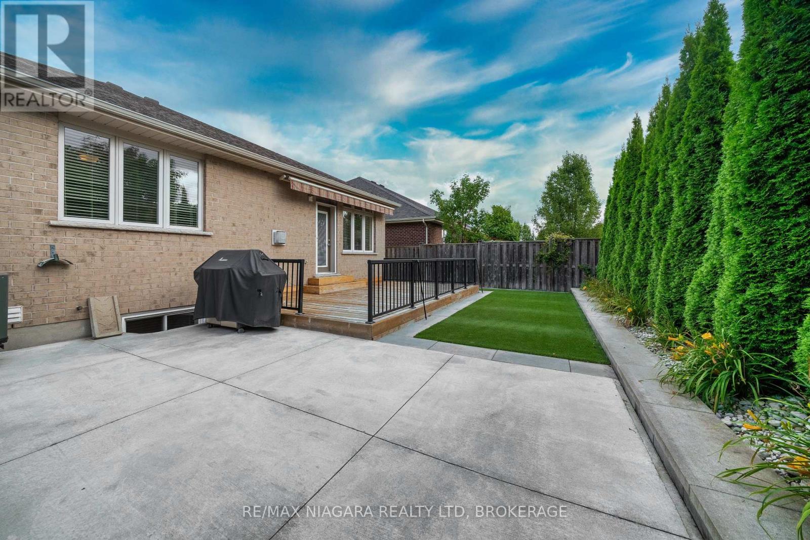 Photo 23 of 27 Hickory Avenue, Niagaraonthelake ON
