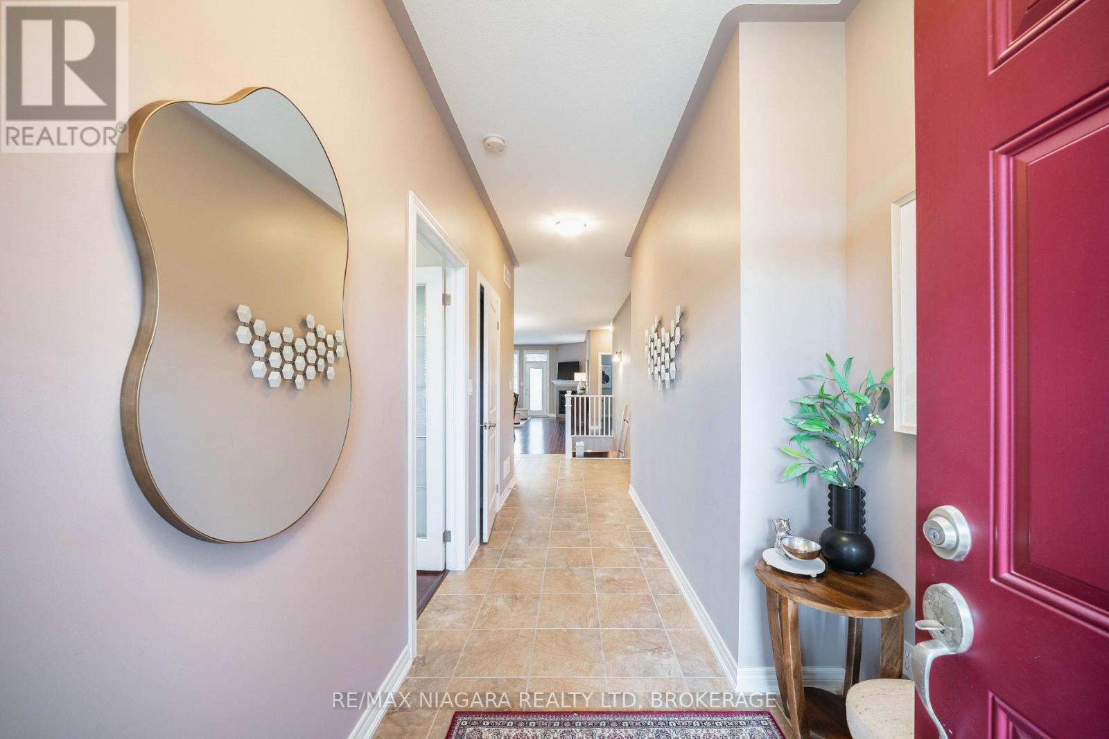 Photo 19 of 27 Hickory Avenue, Niagaraonthelake ON