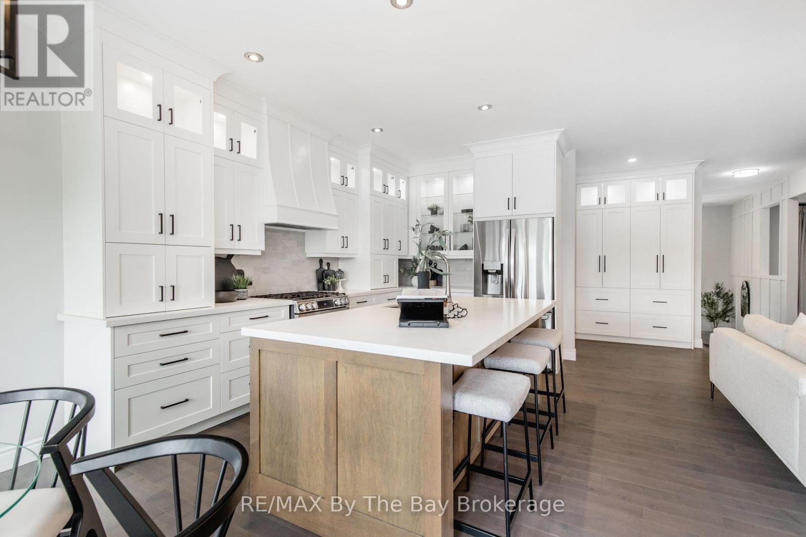 Photo 11 of 11 Basswood Drive, Wasaga Beach ON