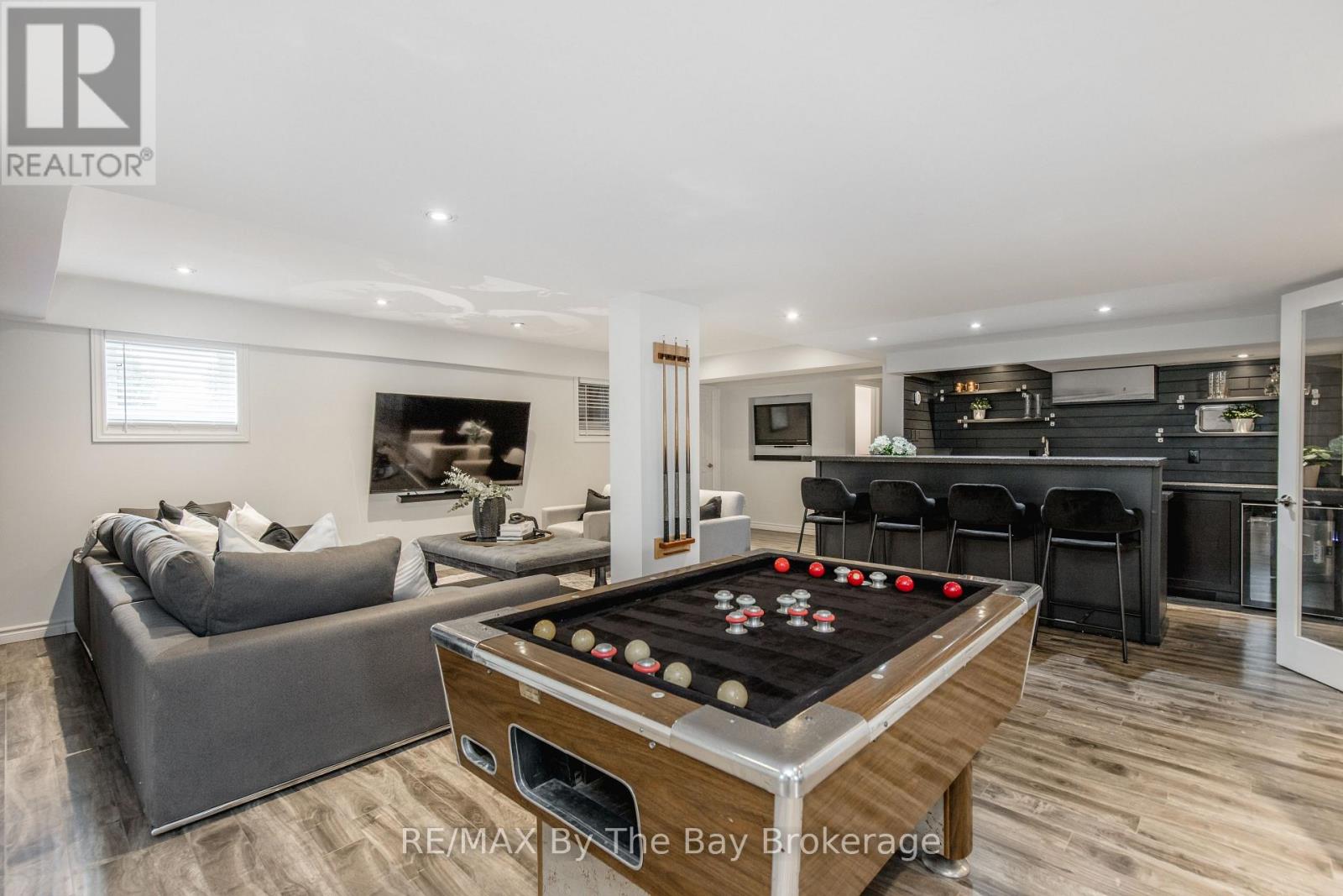 Photo 27 of 11 Basswood Drive, Wasaga Beach ON