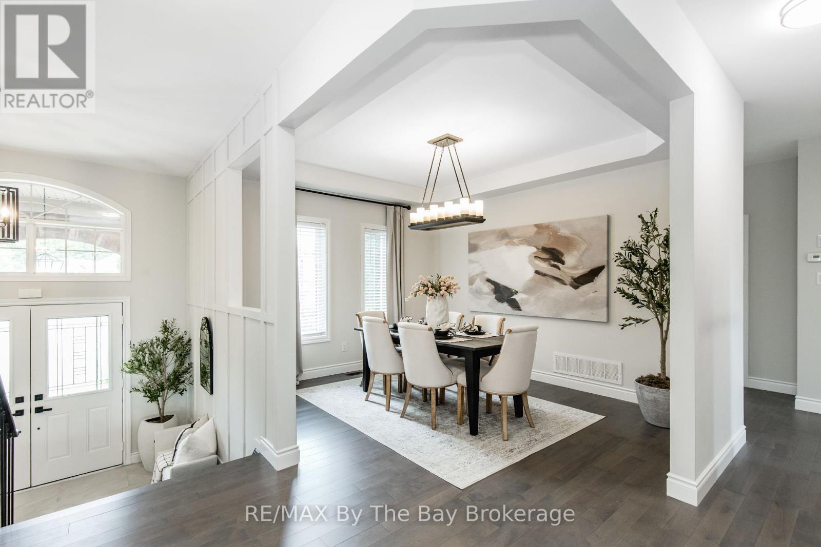 Photo 8 of 11 Basswood Drive, Wasaga Beach ON