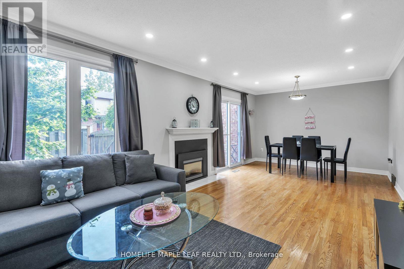 Photo 26 of 28 308 Conway Drive, London South ON