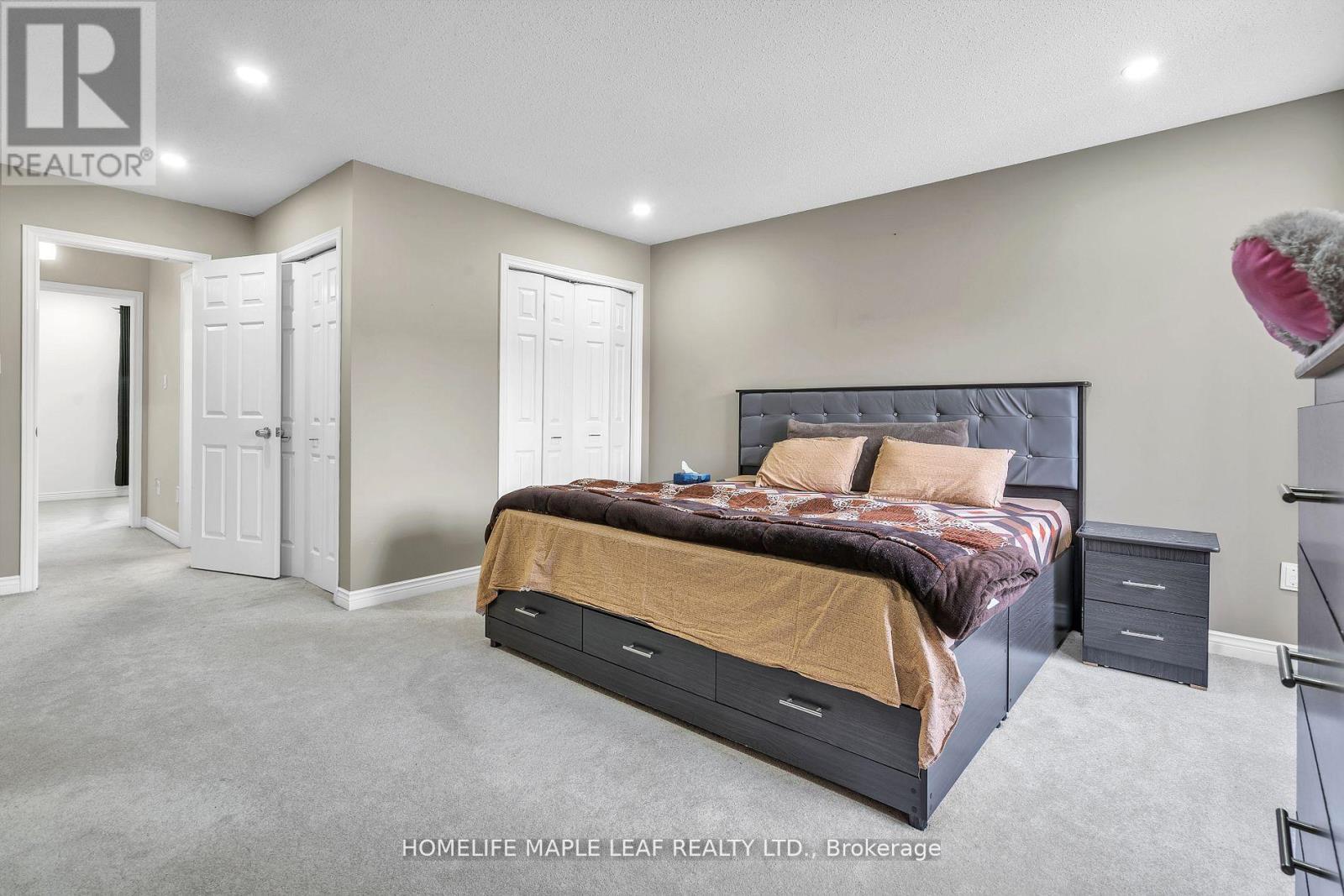 Photo 38 of 28 308 Conway Drive, London South ON