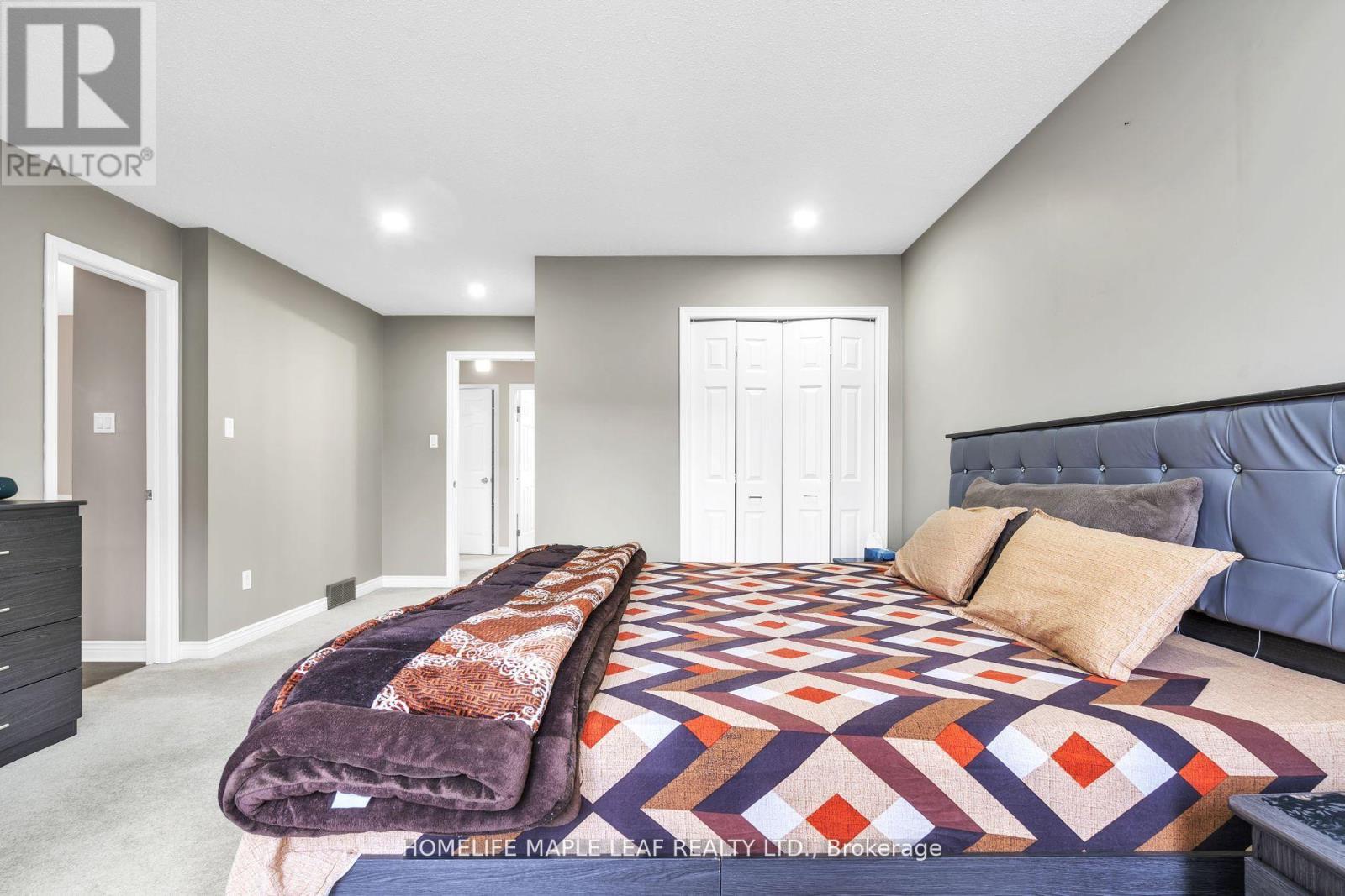 Photo 35 of 28 308 Conway Drive, London South ON