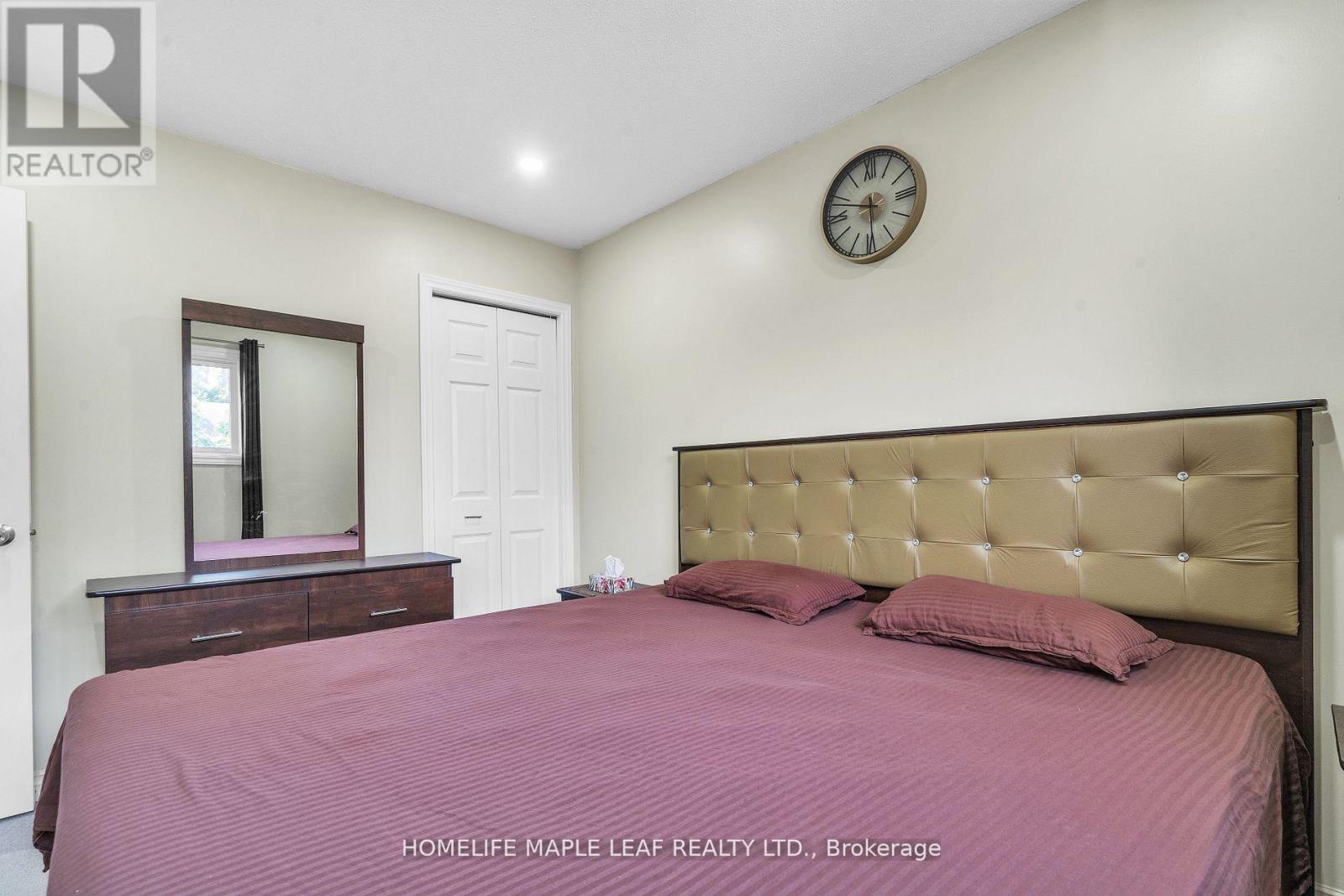 Photo 9 of 28 308 Conway Drive, London South ON