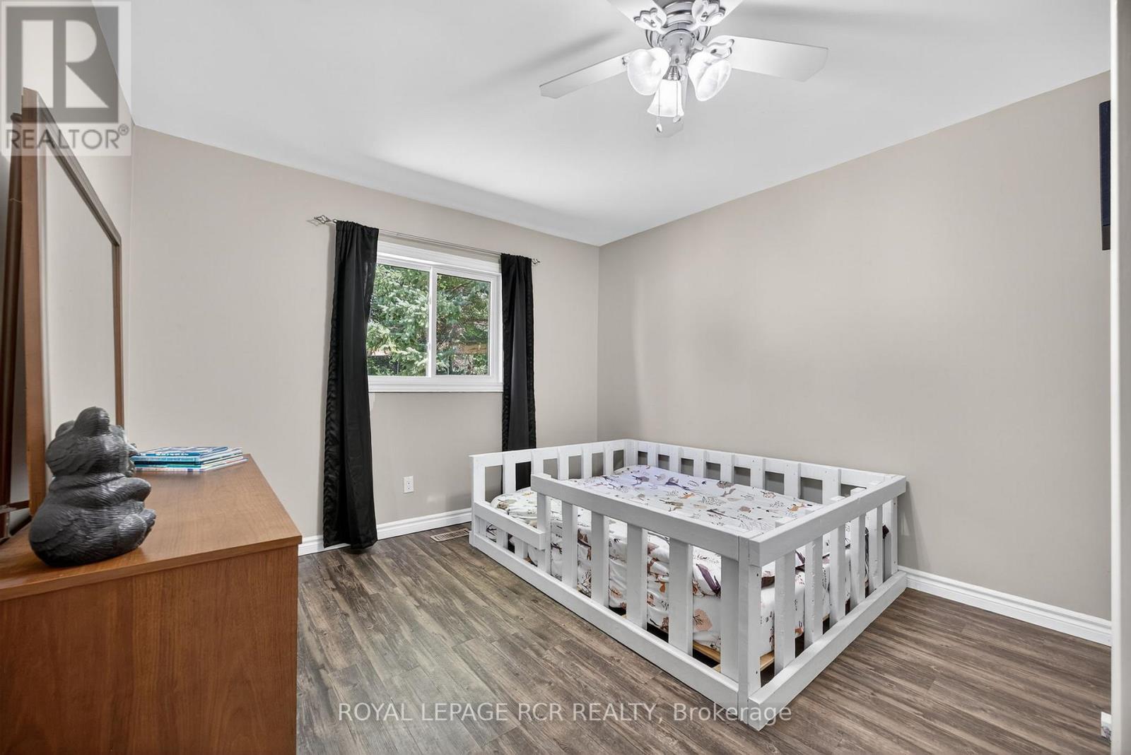 Photo 18 of 170 B Frederick Street W, Wellington North ON