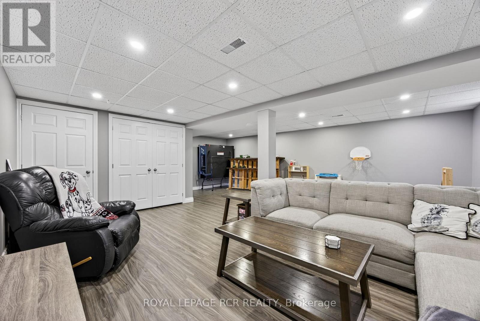 Photo 28 of 170 B Frederick Street W, Wellington North ON
