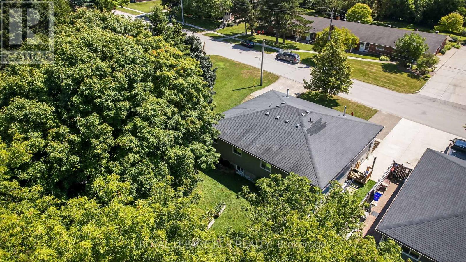 Photo 35 of 170 B Frederick Street W, Wellington North ON