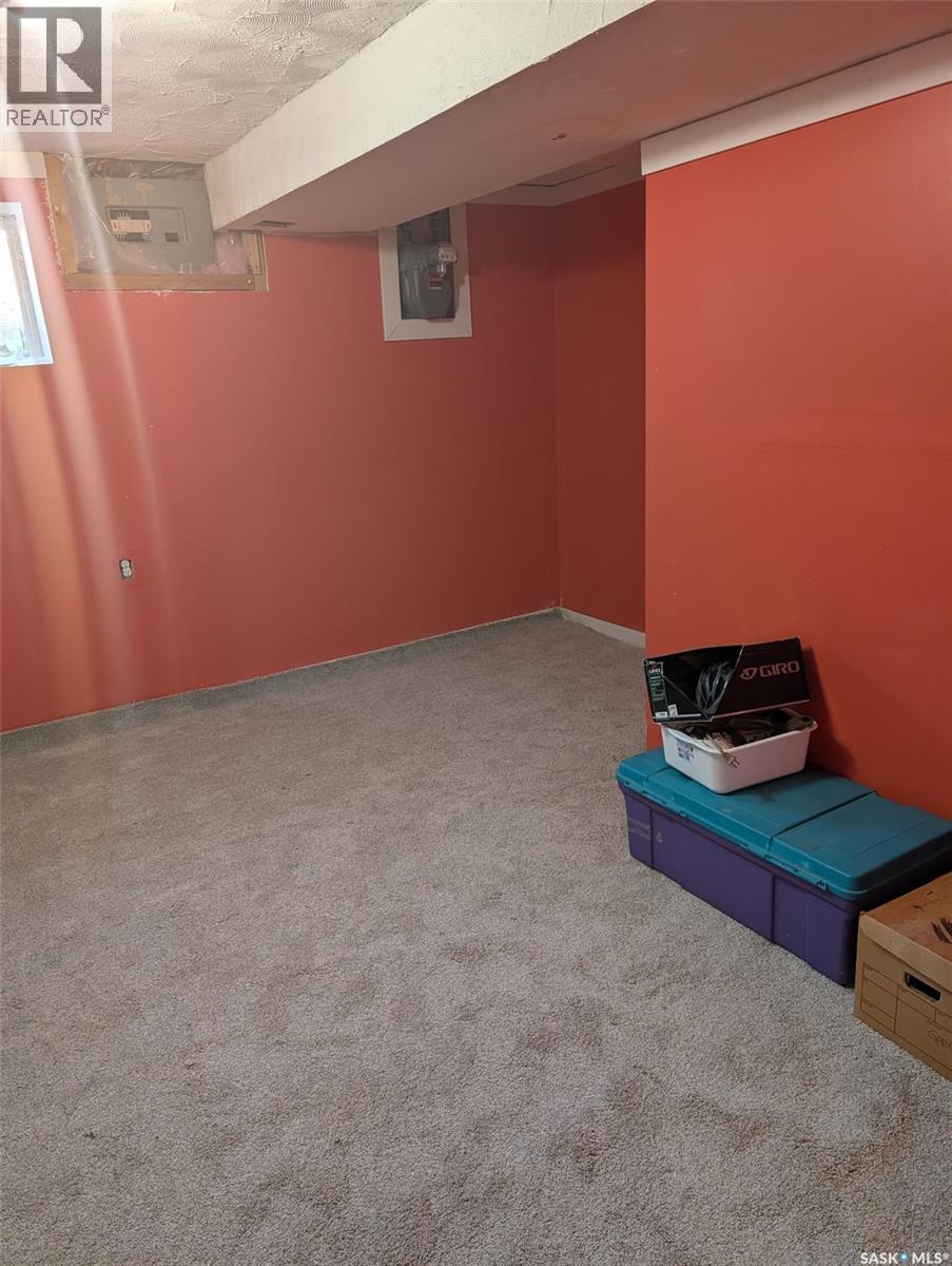 Photo 15 of 1825 Connaught Street, Regina SK