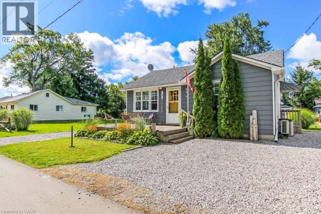 Photo 15 of 18 Isabel Street, Turkey Point ON