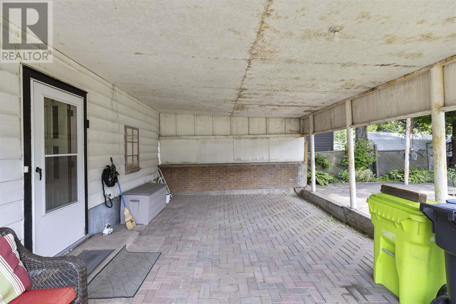 Photo 19 of 699 Douglas St, Sault Ste Marie ON