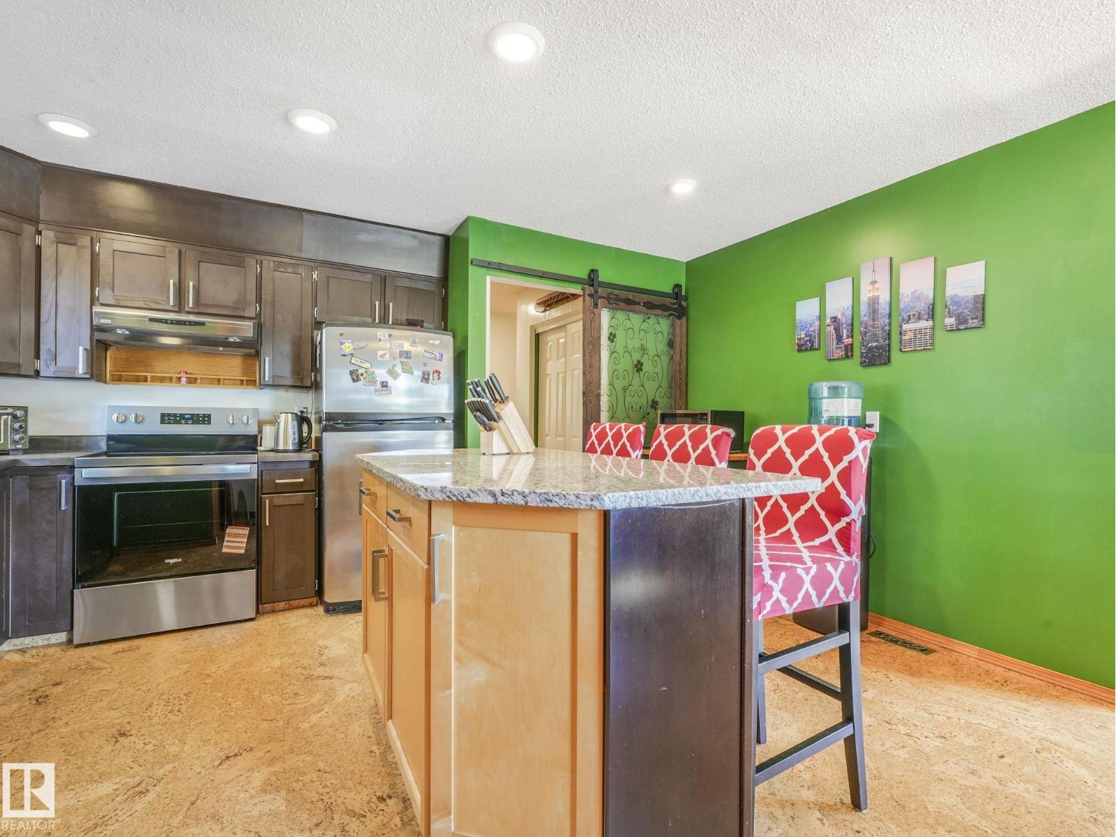 Photo 8 of 3608 15 Av Nw, Edmonton AB