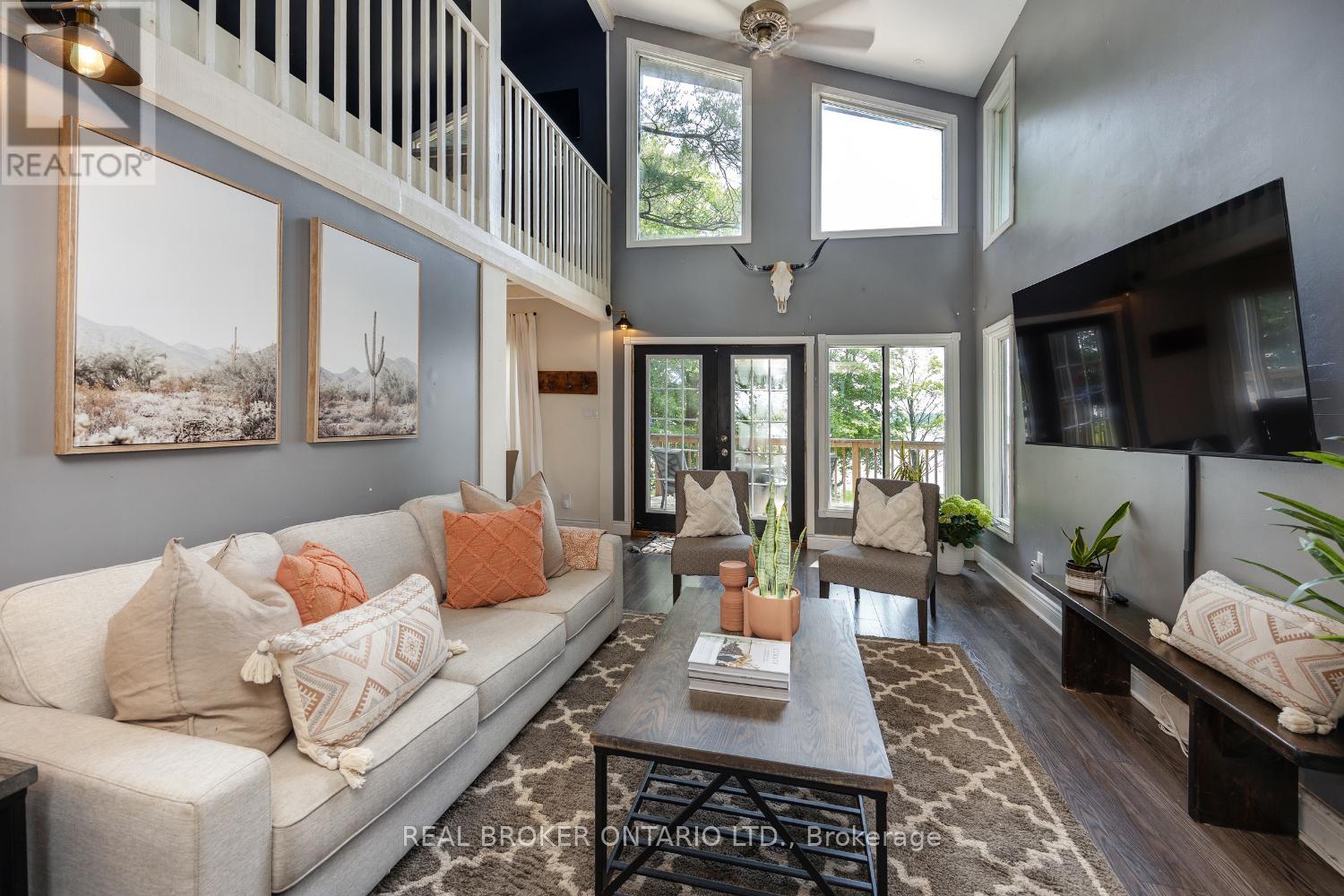 Photo 9 of 126 Pine Point Lane, Scugog ON
