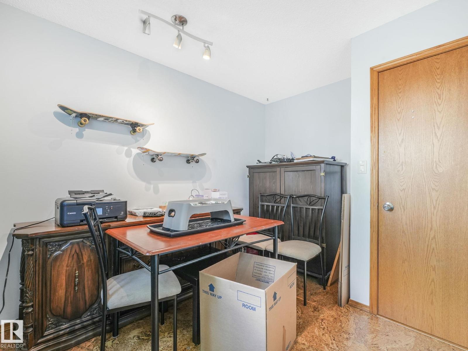 Photo 17 of 3608 15 Av Nw, Edmonton AB