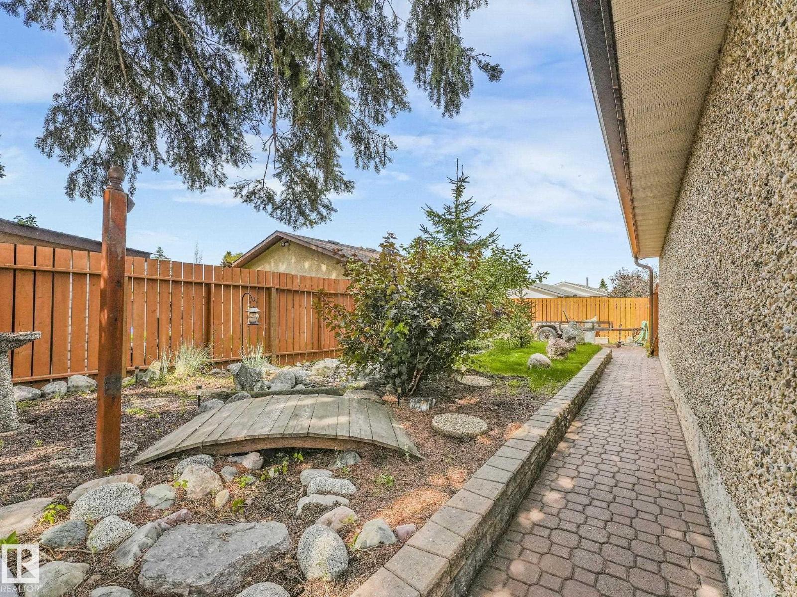 Photo 40 of 3608 15 Av Nw, Edmonton AB