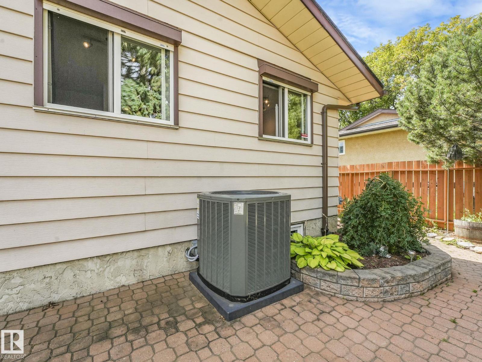 Photo 43 of 3608 15 Av Nw, Edmonton AB