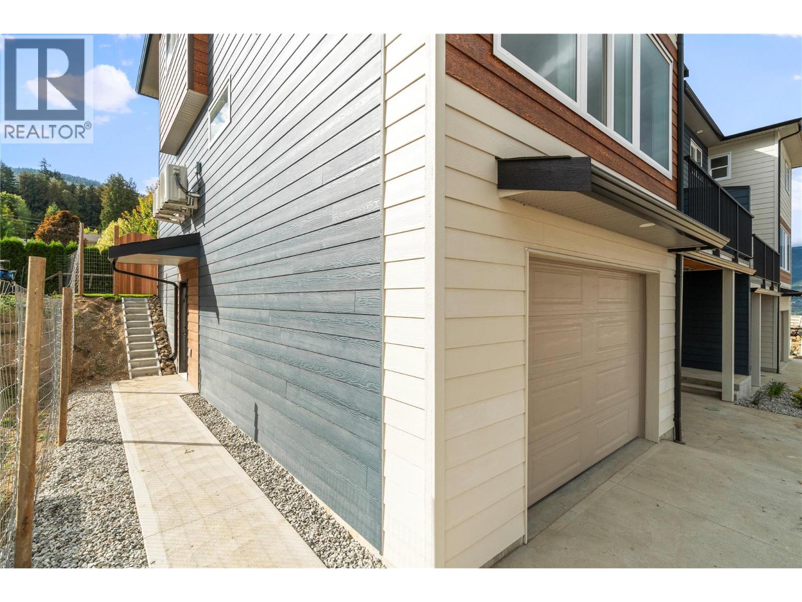 Photo 7 of 981 12 Street Se Unit 19, Salmon Arm BC