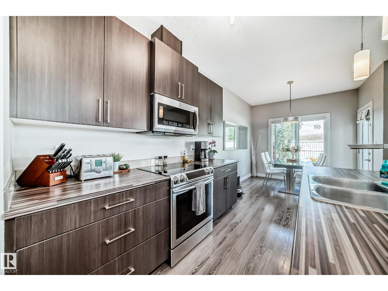 Photo 13 of 3522 49 Av, Beaumont AB